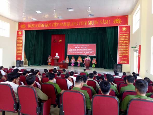 http://samson.thanhhoa.gov.vn/portal/Photos/2017-10/8dde2832d4f4d0edIMG20171027075057%20qchau.jpg