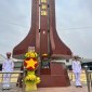 Viếng tượng đài liệt sỹ phường nhân dịp Tết Nguyên đán Ất Tỵ 2025